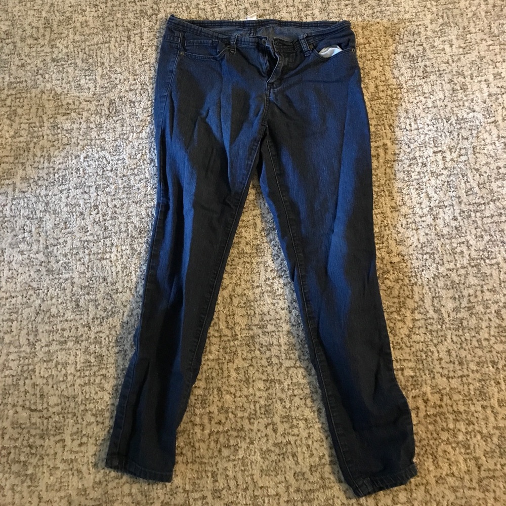Forever 21 skinny jeans