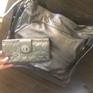 Coach Pocketbook/Coach Wallet to match *AUTHENTIC*