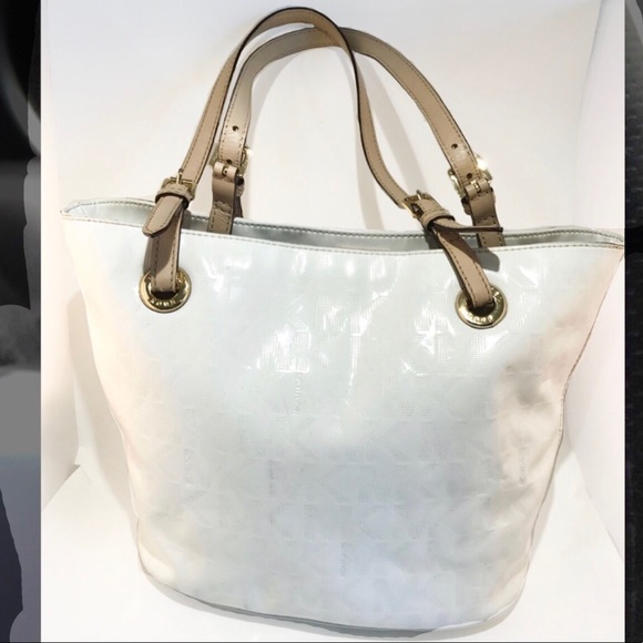 Michael Kors Handbags - Michael Kors White Patent Leather Bag.
