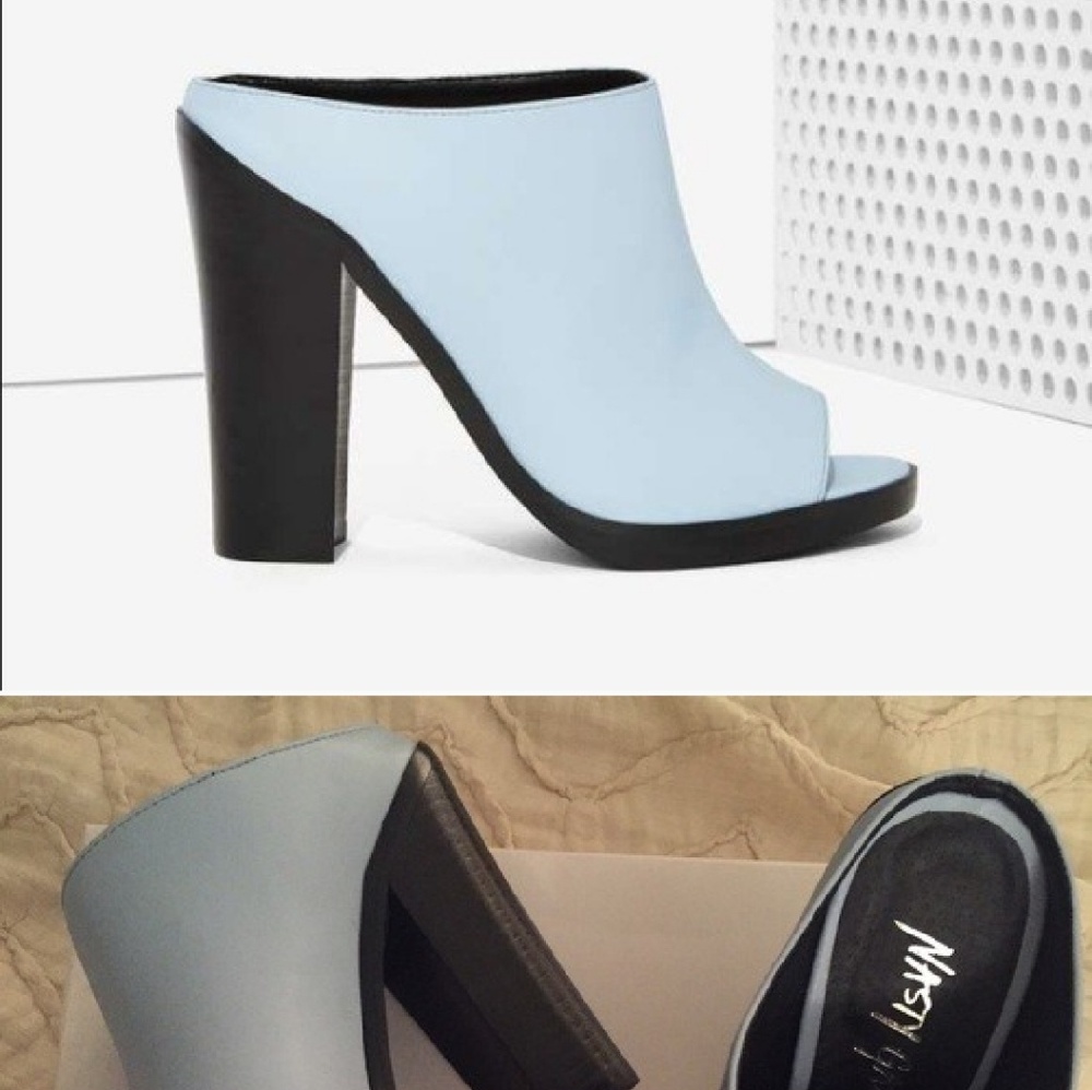 LOOKING FOR THESE OR VERY CLOSE! ❤😙❤