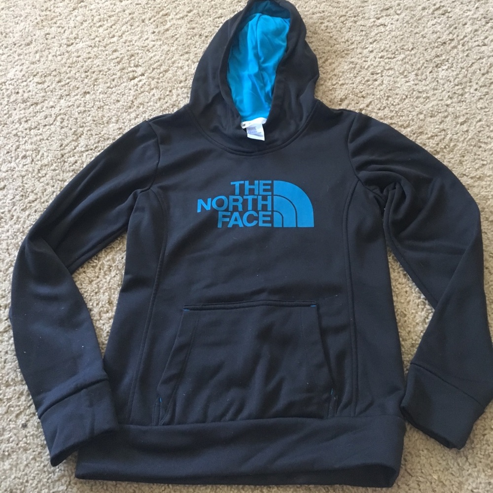Black north face pullover
