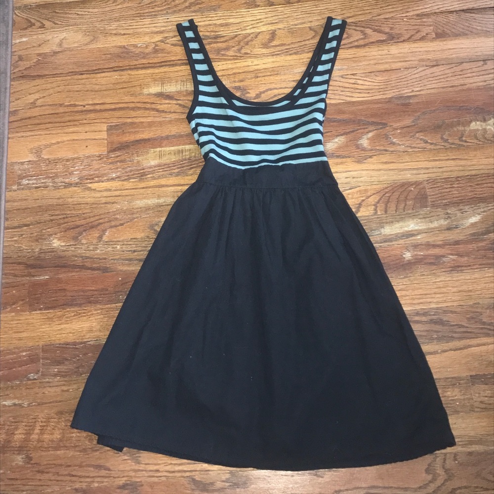 Kimchi Blue tie back dress