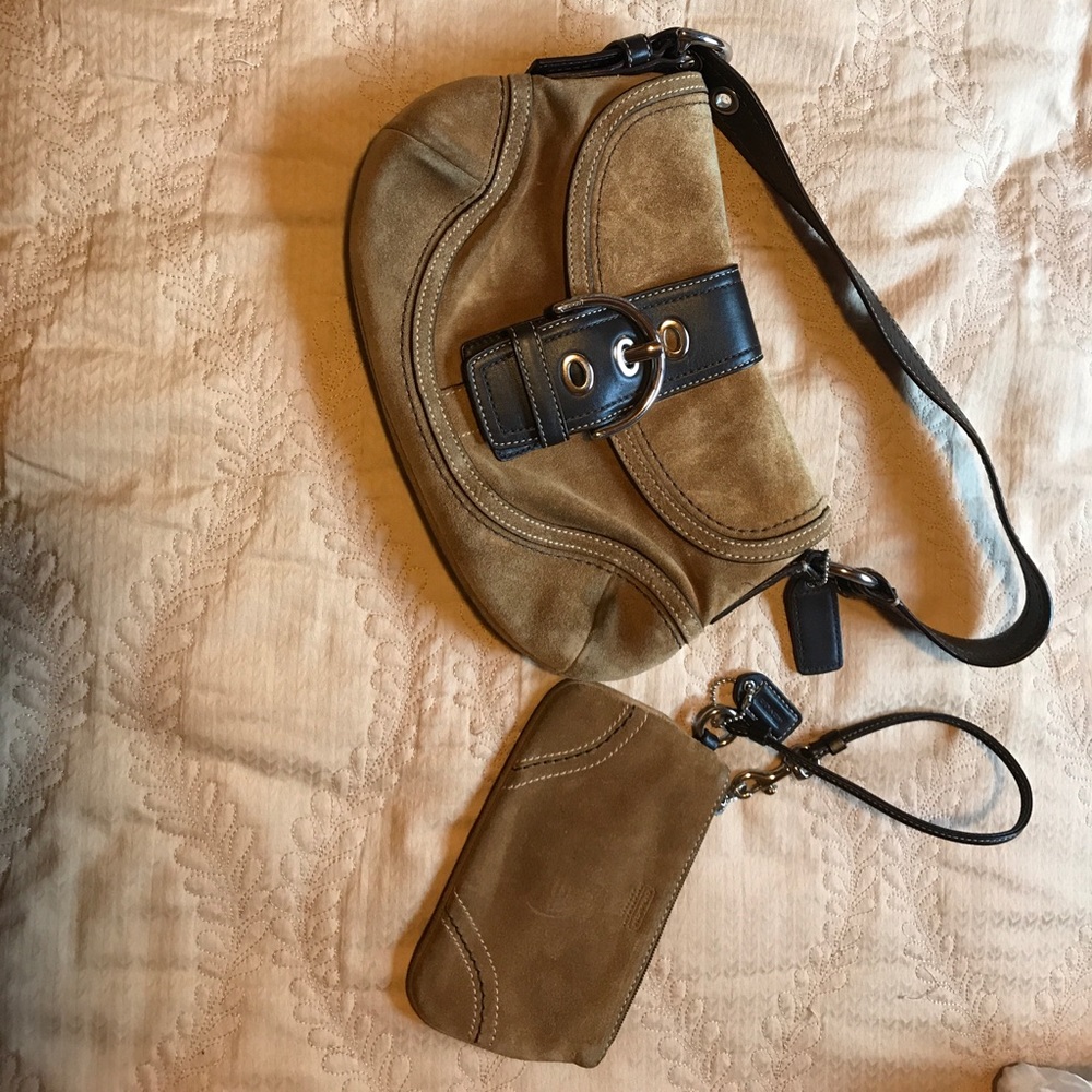 Coach hand bag and matching wristlet