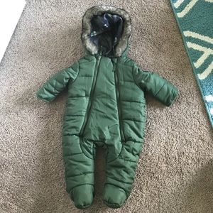 Green Weatherproof fleece lined snow suit