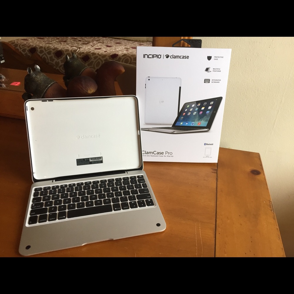 I Pad Air 2 Clam Case
