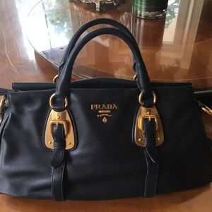 Prada Handbag 100% Authentic Prada Handbag 100% Authentic