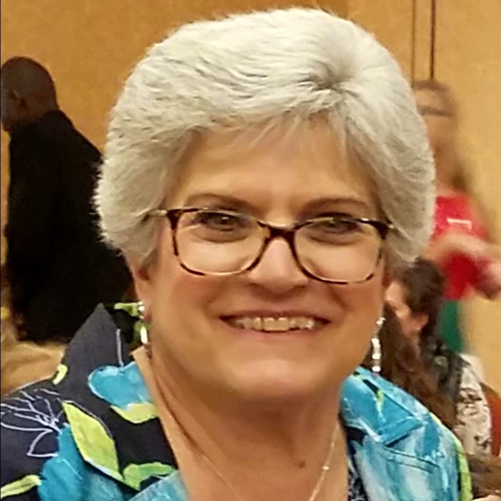 Meet your Posher, Elaine