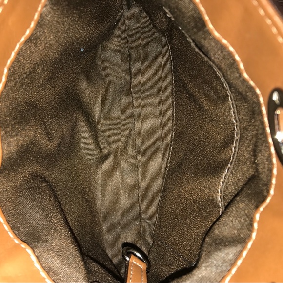 New Coach Signature Wristlet - Picture 4 of 5