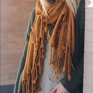 🔻Price Drop🔻Soft Fringed Scarf**