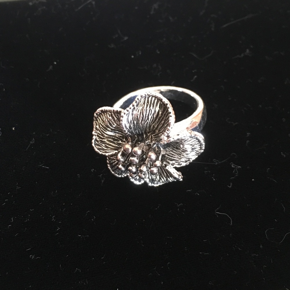 Sterling Silver flower ring