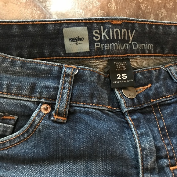 Mossimo premium skinny jeans - Picture 2 of 4