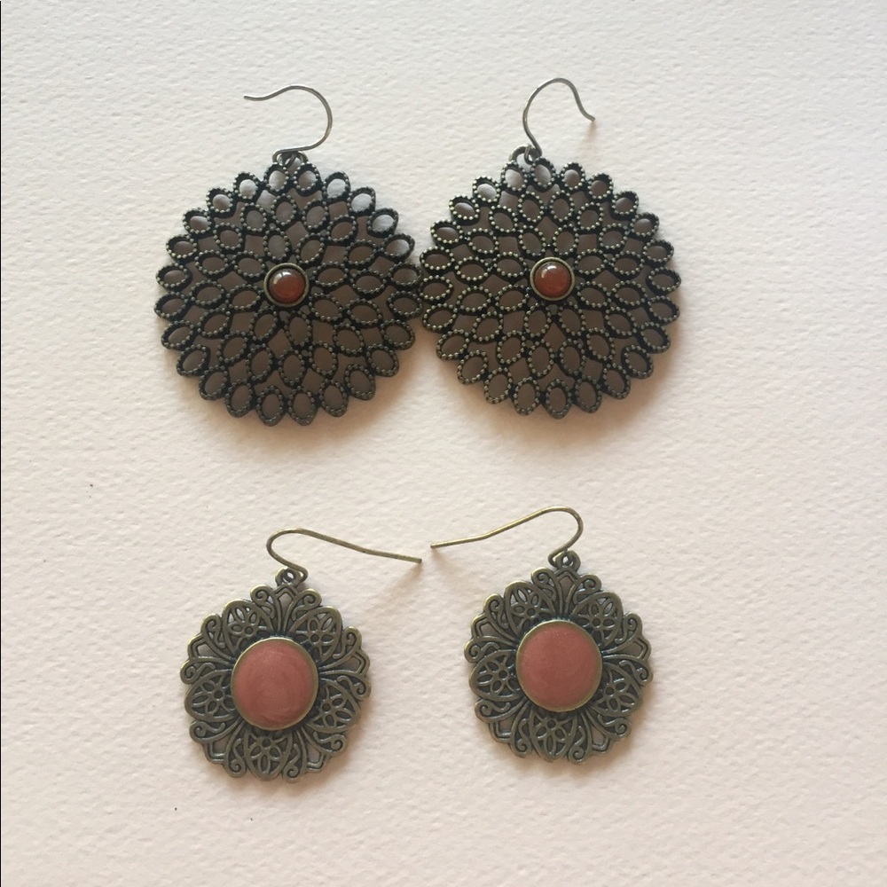 Set of 2 bohemian style earrings
