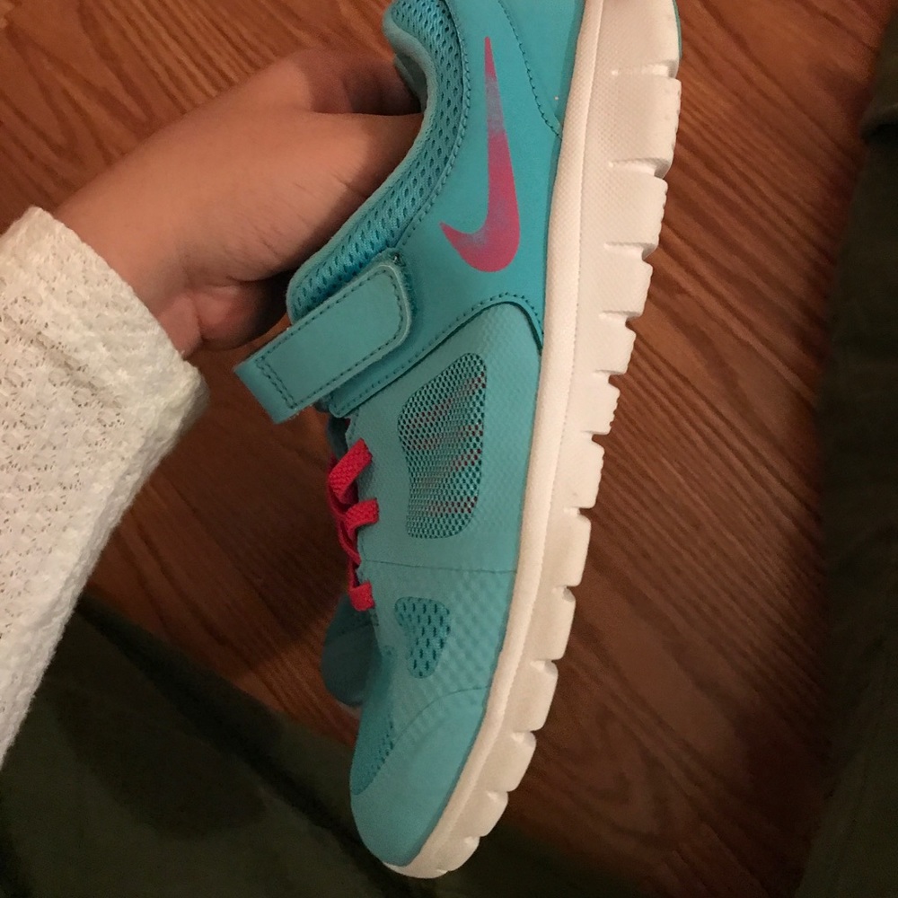 Kids blue & Pink Nike