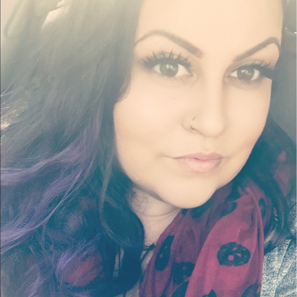 Meet your Posher, Ojita