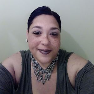 Meet your Posher, Tina