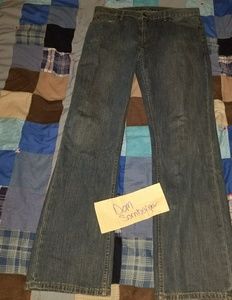 Levi Strauss Jeans. 559. Size 36 x 34 . Very Clean