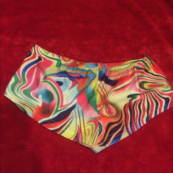 ๐Sale!๐ Sexy trippy bikini bottom - Picture 3 of 4