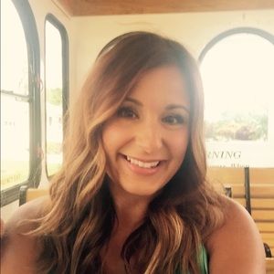 Meet your Posher, Melissa