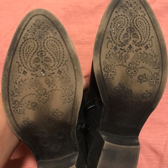 SOLD - Picture 5 of 5