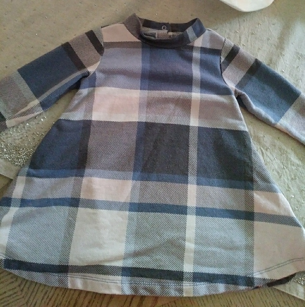 Baby girl checkered top/tunic