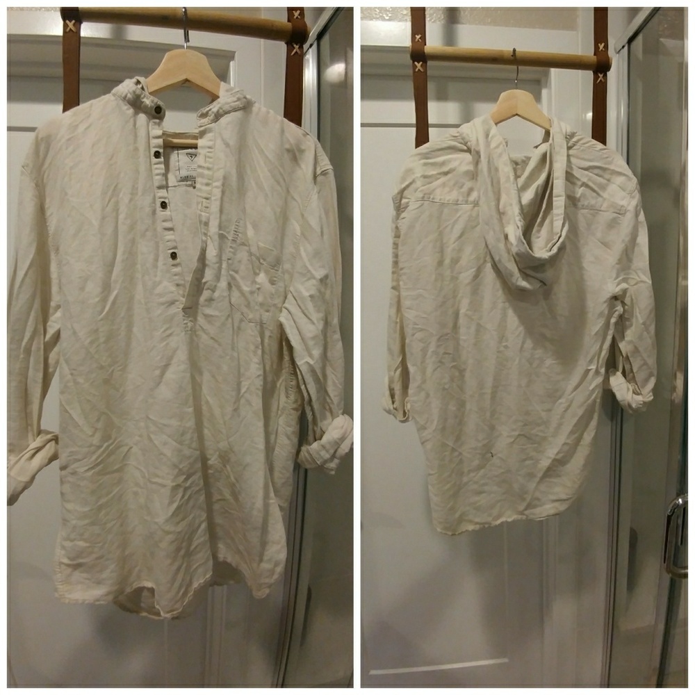 Hooded linen shirt