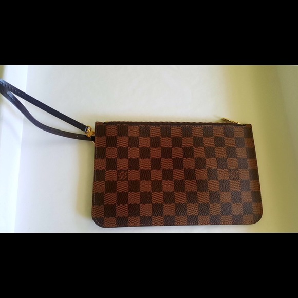 Louis Vuitton Handbags - LV Neverfull inside wallet/clutch/wristlet