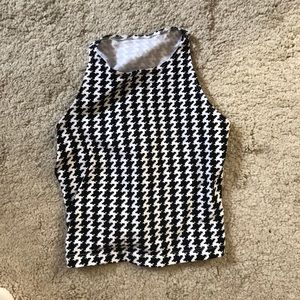 Printed sleeveless American apparel crop top