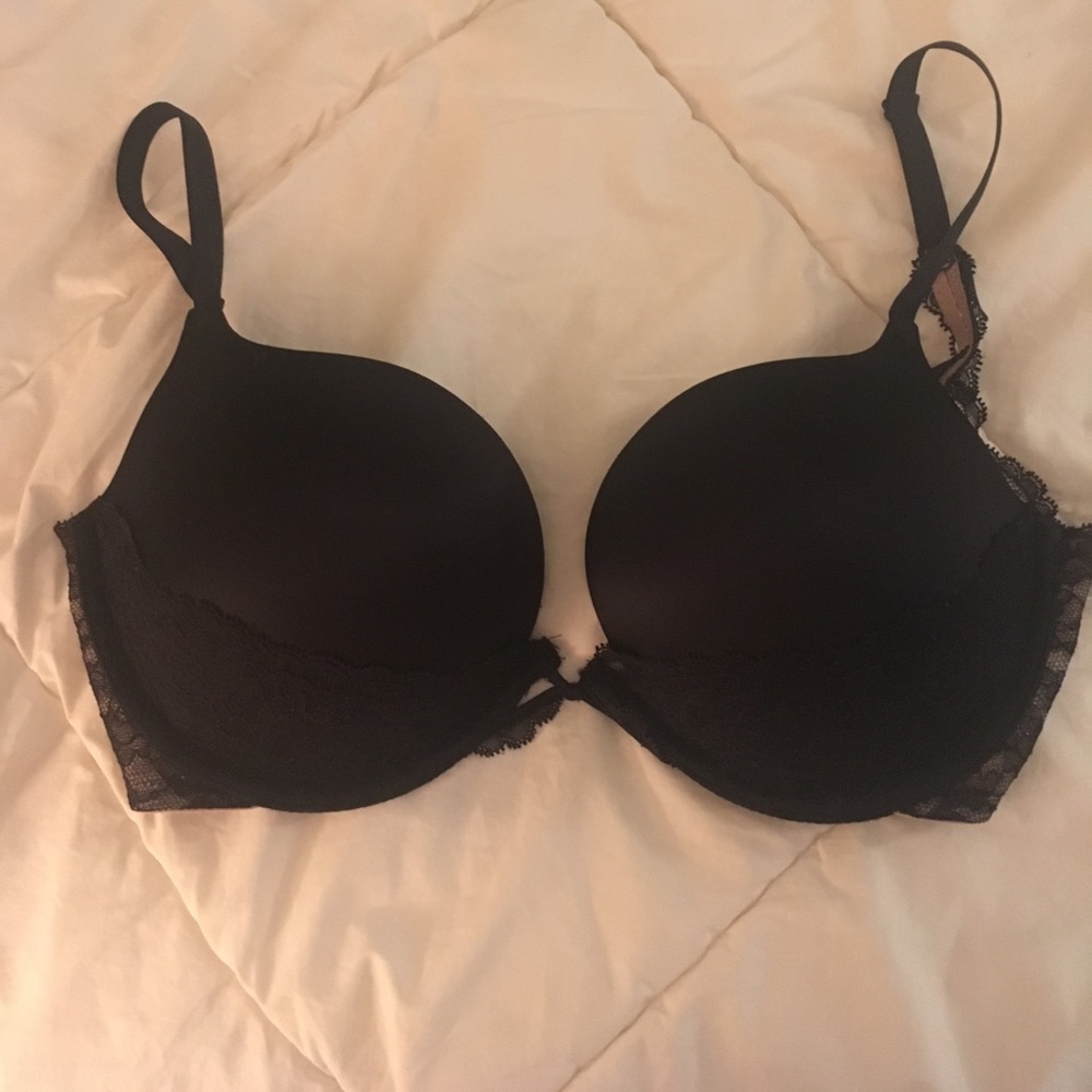 Black & tan lace Victoria's Secret bra