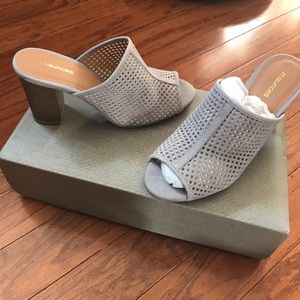 🆕Maurices slip on heels🆕