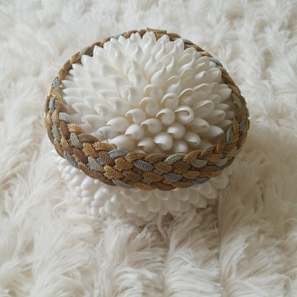 Necklace - Picture 4 of 4