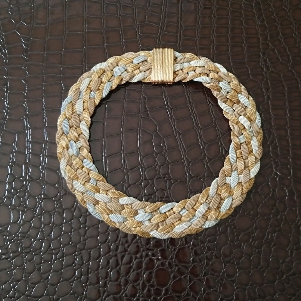 Necklace - Picture 2 of 4