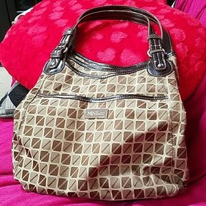 Make me an offer! Like new NINE & Co purse