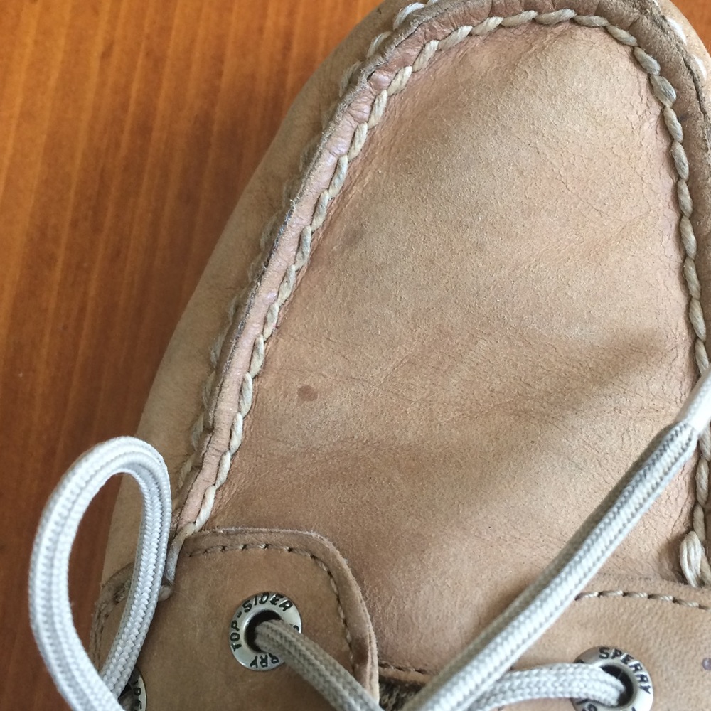 Tan sperries!! - Picture 3 of 8