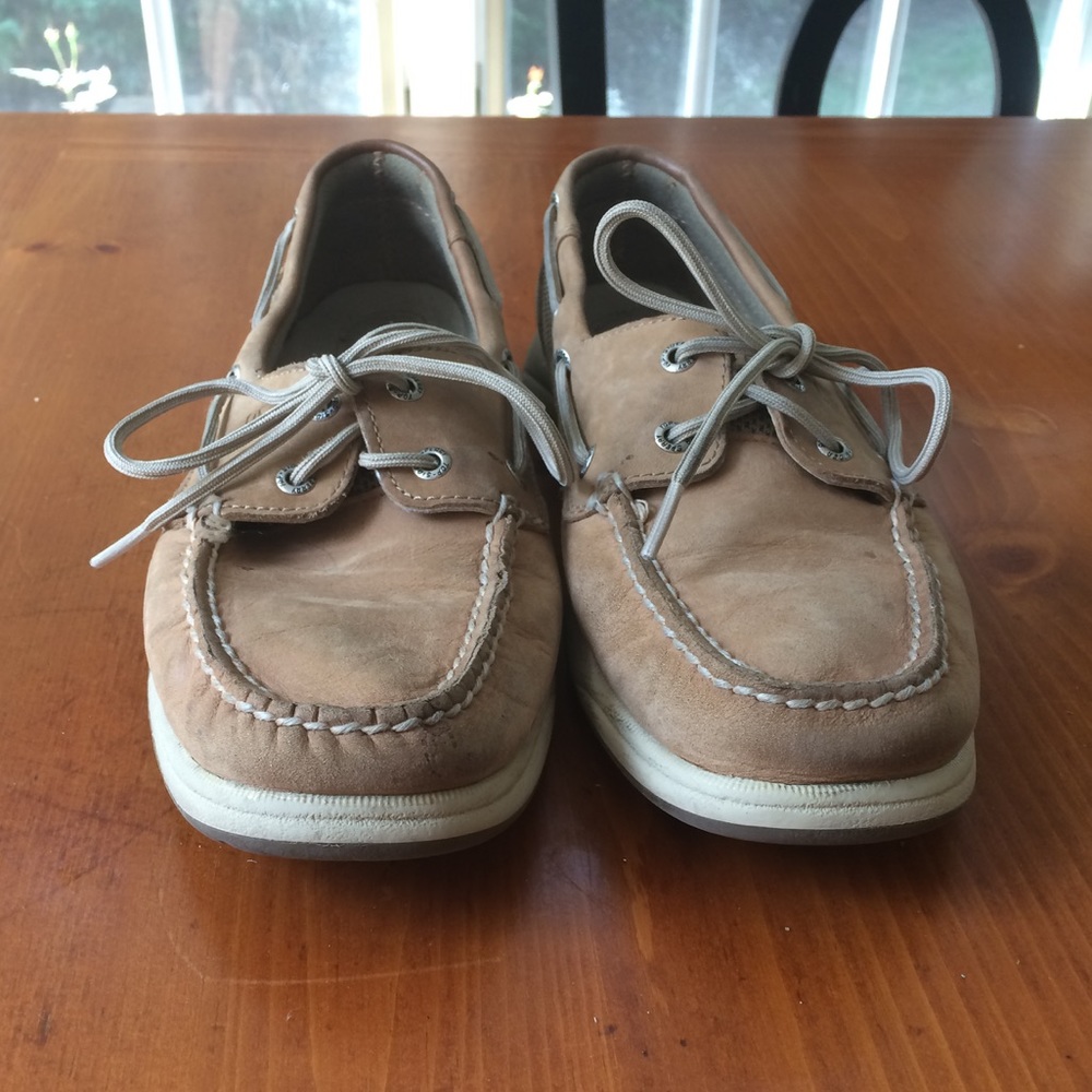 Tan sperries!! - Picture 5 of 8