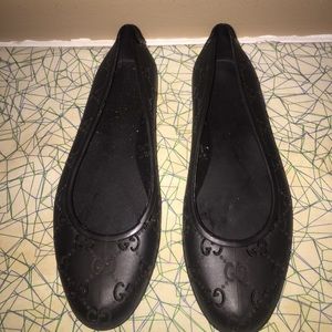 *AUTHENTIC* GUCCI JELLY FLATS 39
