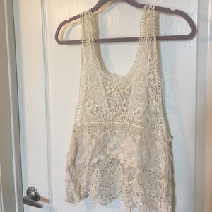 🔮 5 for $25/ 6 for $29 Cream crochet tank