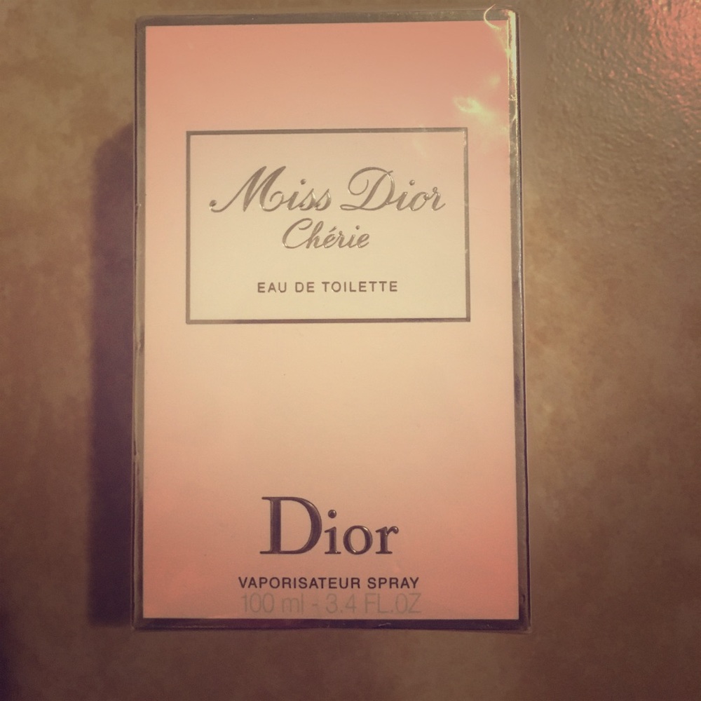 Miss Dior Cherie