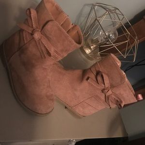 Old navy brown suede boots