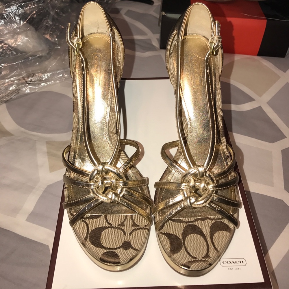 Coach shoe brand new
