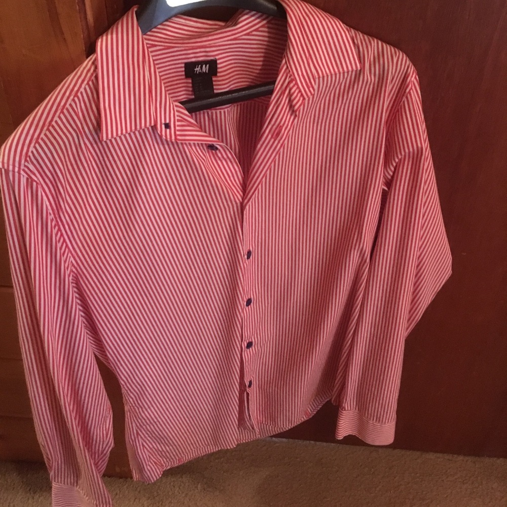 H&M button down collared shirt