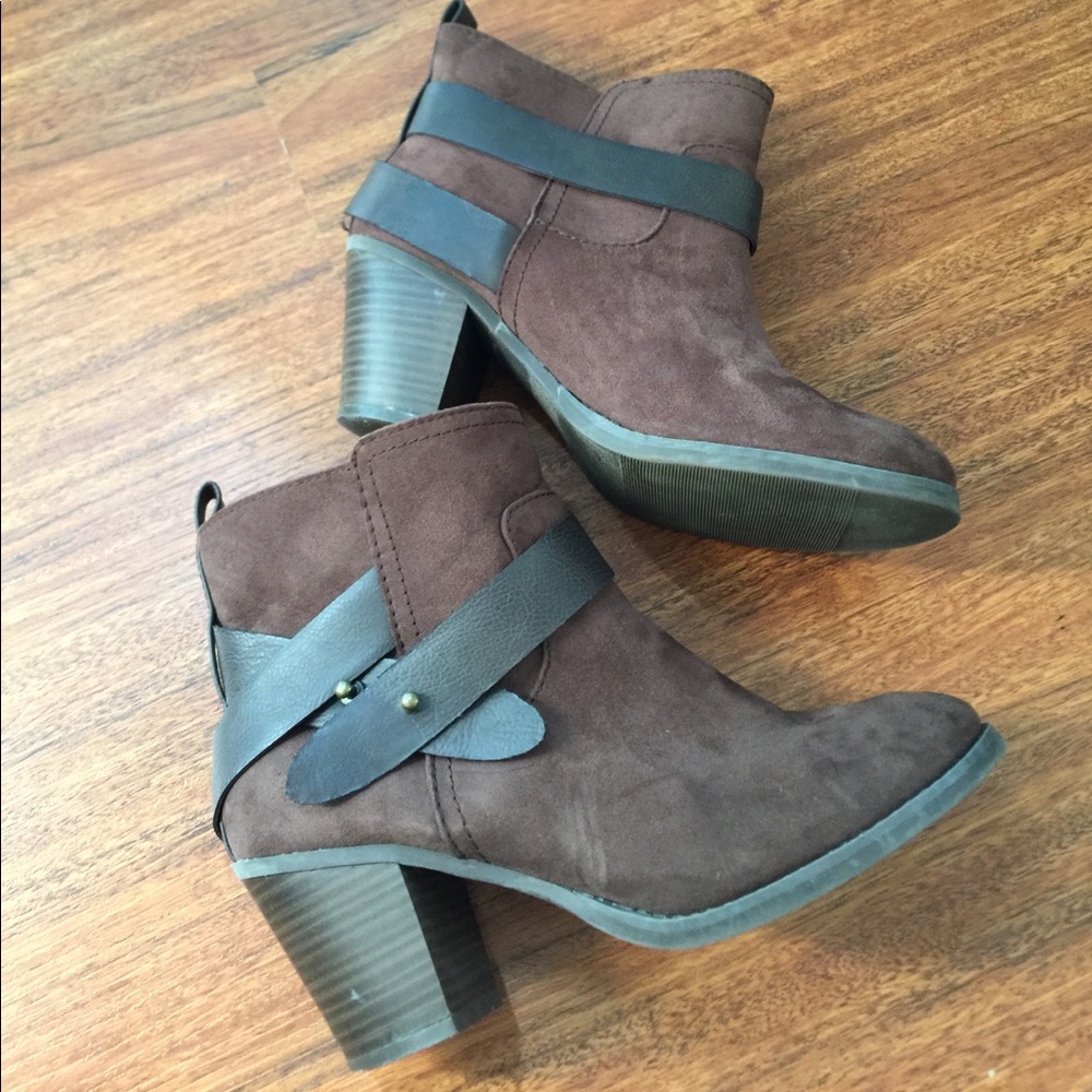 Women's brown suede Ankle boots