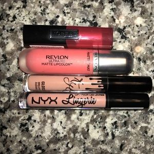 LIP STICKS/ GLOSS