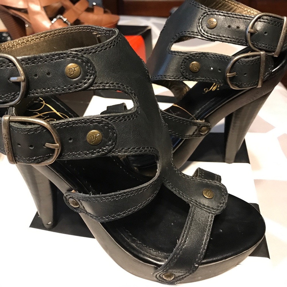 Fergie platforms I good condition