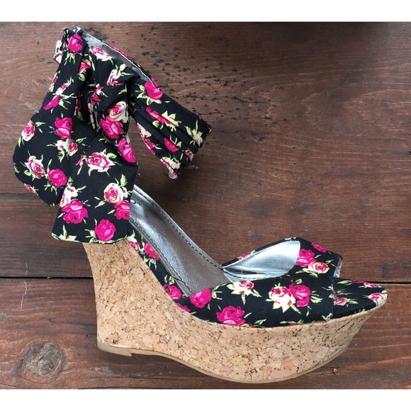 Bamboo floral platform wedge heels size 6.5 - Picture 3 of 8
