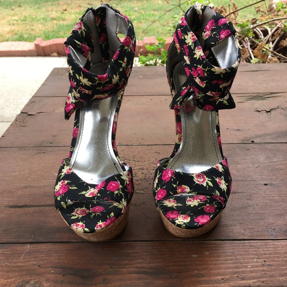 Bamboo floral platform wedge heels size 6.5 - Picture 5 of 8