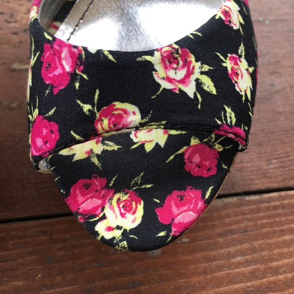 Bamboo floral platform wedge heels size 6.5 - Picture 6 of 8