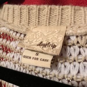 Daytrip Sweaters - Daytrip Cozy Tan and Ivory Sweater Daytrip Sweaters - Daytrip Cozy Tan and Ivory Sweater
