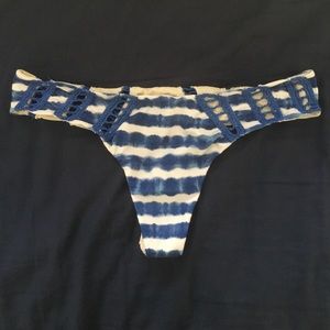 Acacia chuns bottoms