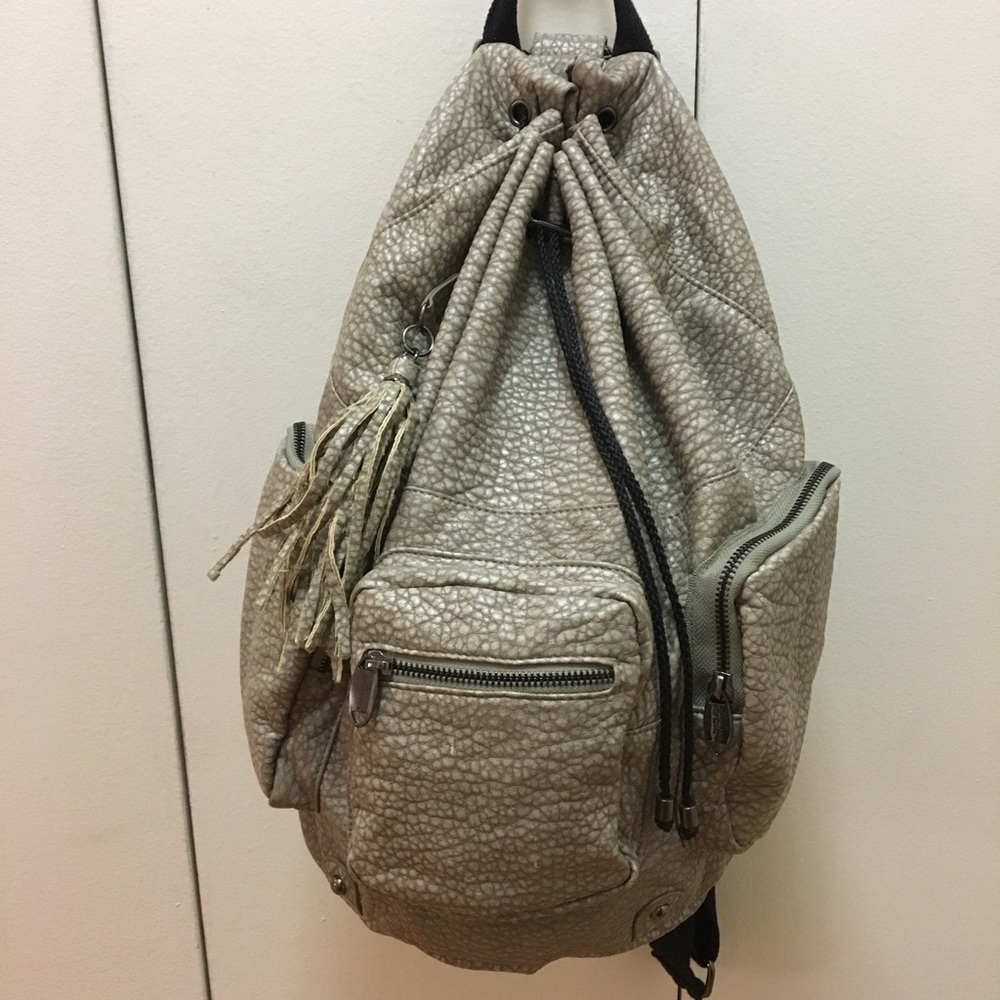 Kenneth Cole Reaction Fashion Backpack