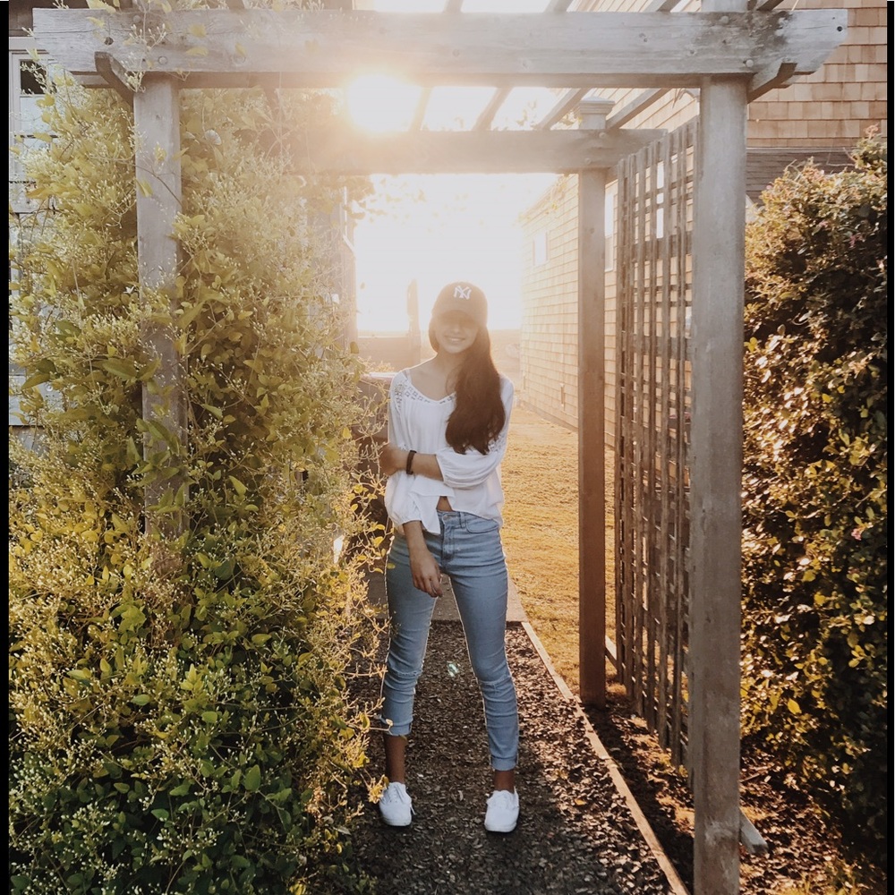 Meet your Posher, Vanessa